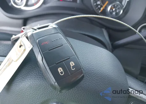 2022 Ram 2500 Tradesman 4X4 8' Box from USA, damaged, VIN 3C6UR5HL3NG328025